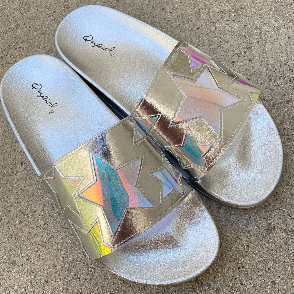 🎉HP🎉 Holographic/Clear Star Silver/Gray Slides Sandals - Picture 2 of 7